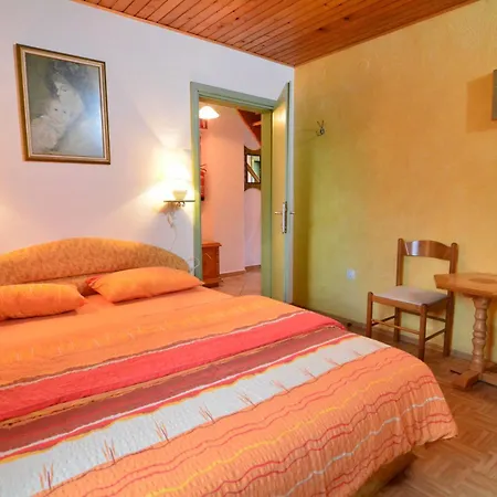 Eko Homestead Luka - Escape Room, Archery, Bbq, Rafting And More - * Vrh pri Fari