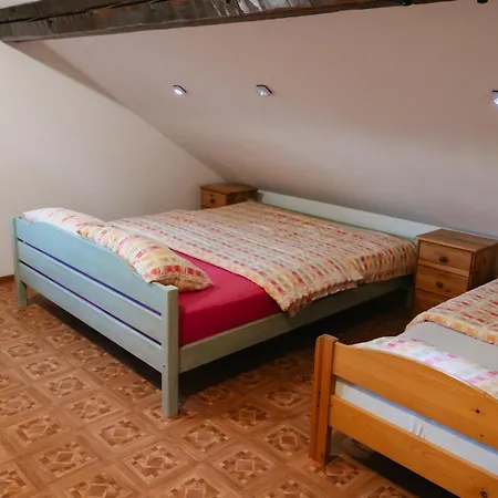 Pensionat Eko Homestead Luka - Escape Room, Archery, Bbq, Rafting And - Vrh pri Fari