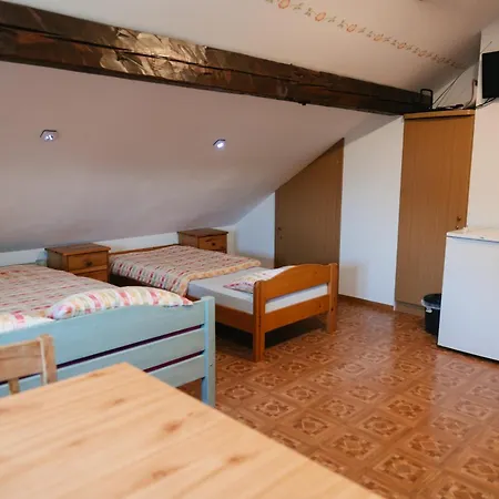 Eko Homestead Luka - Escape Room, Archery, Bbq, Rafting And - Pensionat *