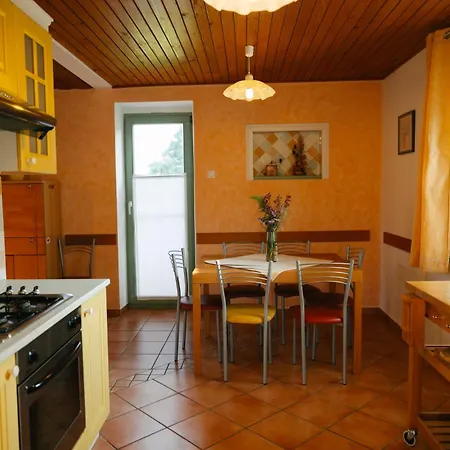 Eko Homestead Luka - Escape Room, Archery, Bbq, Rafting And - Guest house Vrh pri Fari