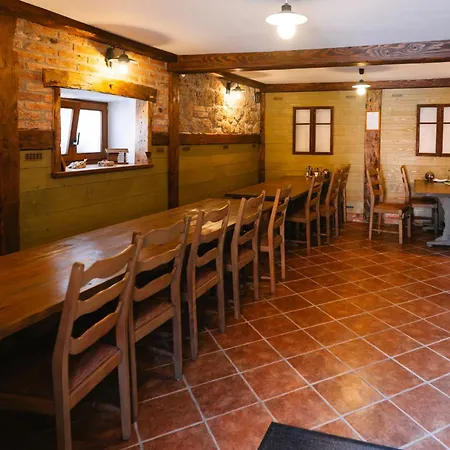 Pensionat Eko Homestead Luka - Escape Room, Archery, Bbq, Rafting And - Vrh pri Fari
