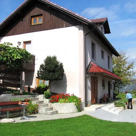 Eko Homestead Luka - Escape Room, Archery, Bbq, Rafting And More -