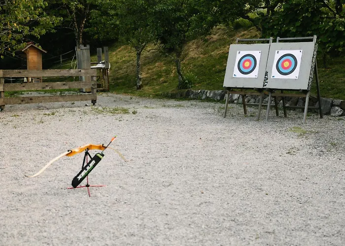 بيت ضيافة Eko Homestead Luka - Escape Room, Archery, Bbq, Rafting And -